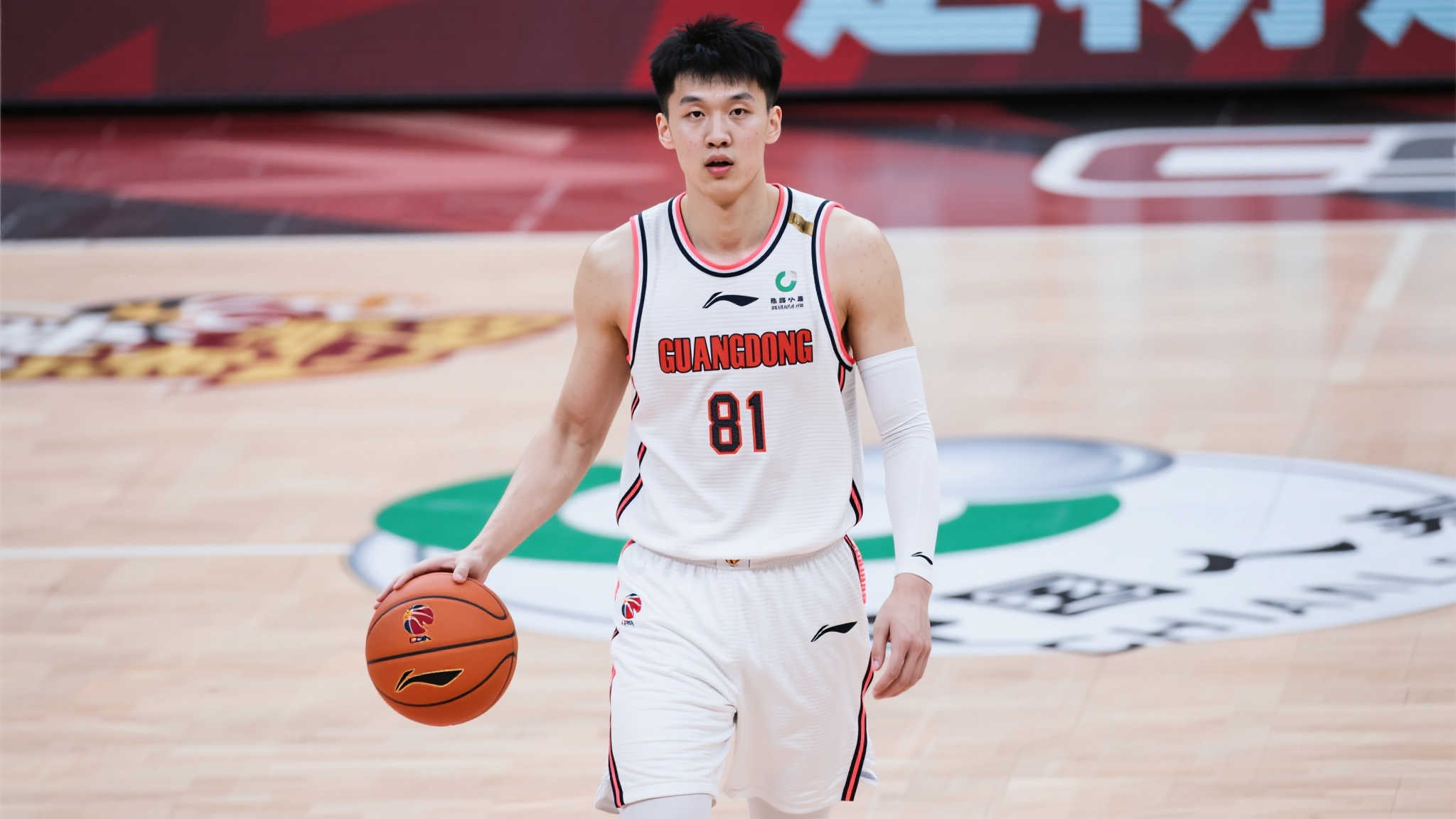 除此之外 除此之外